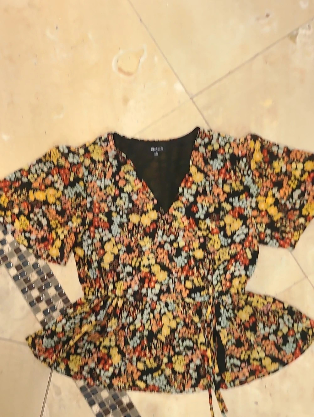 Madewell  Floral Peplum Blouse in Black & Orange Size Small - Picture 4 of 9